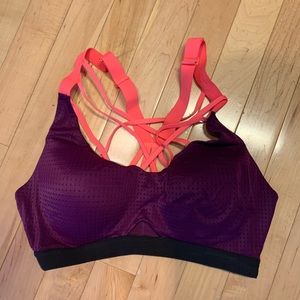 Victoria’s Sports bra